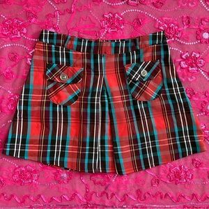 red plaid atmosphere skirt
